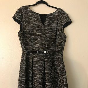 Tahari ASL Arthur S Levine - Black & White Dress